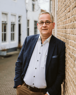 HP Consultants Karel van Holten